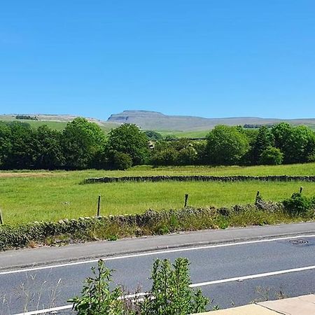 Rucastle Apartment Ingleton  Bagian luar foto